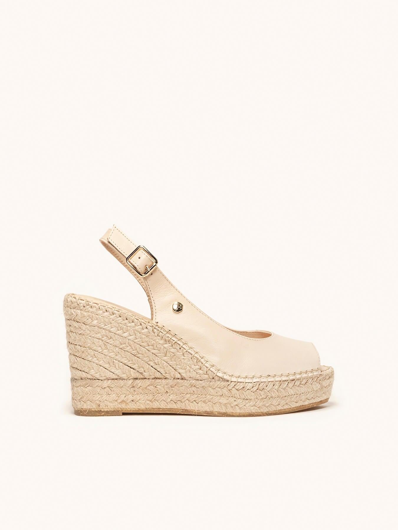 Clavel Cuña Alta Napa Arena