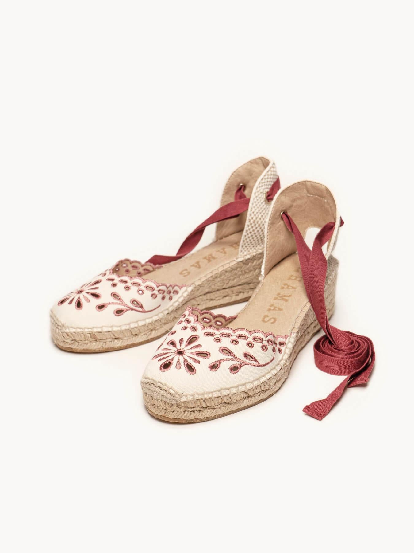 Romero Cuña Baja Lona Bordada Granate