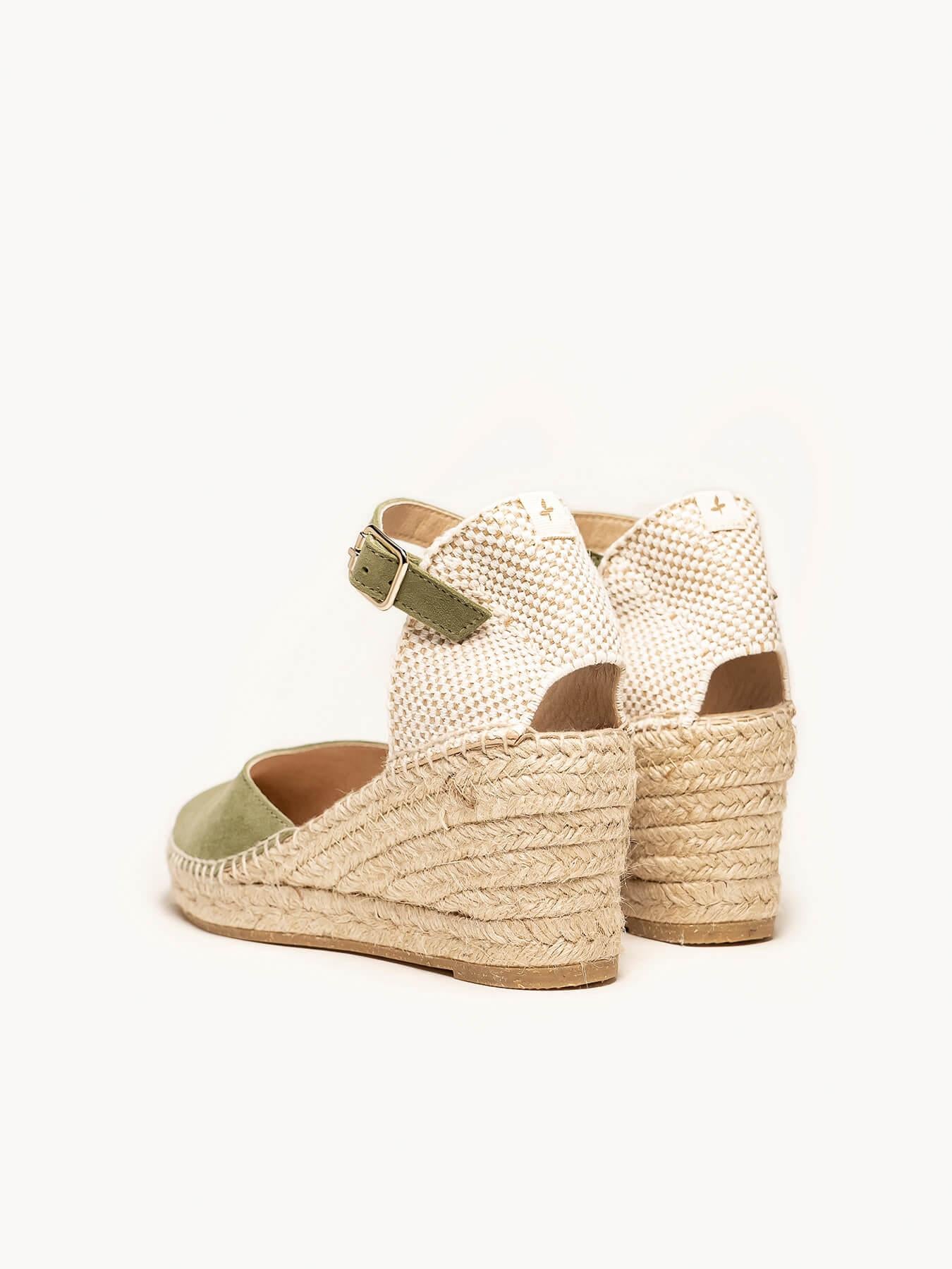 Jara cuña de 7 cm en ante verde kaki