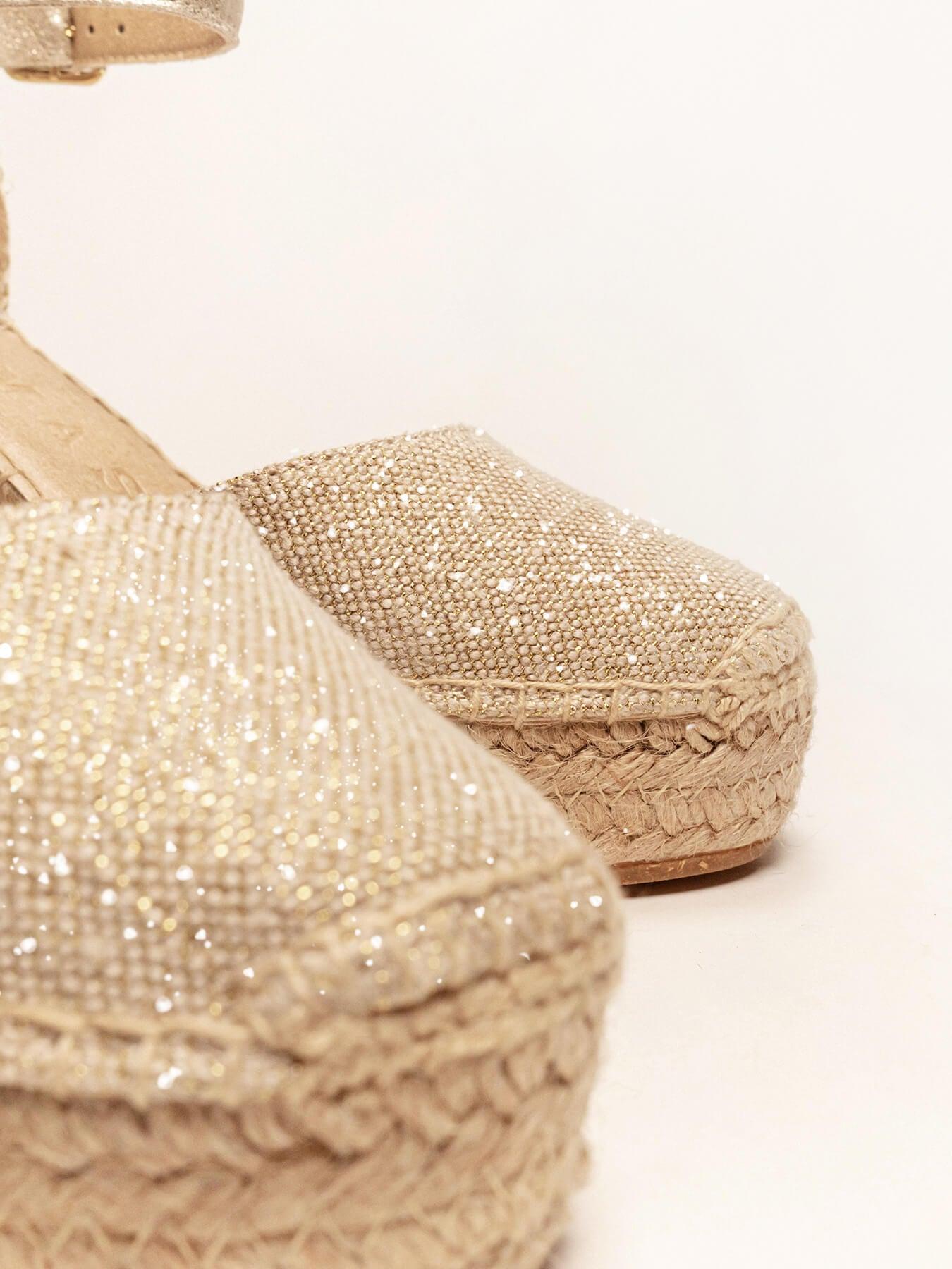 Dalia Cuña Alta Lino Metal Oro