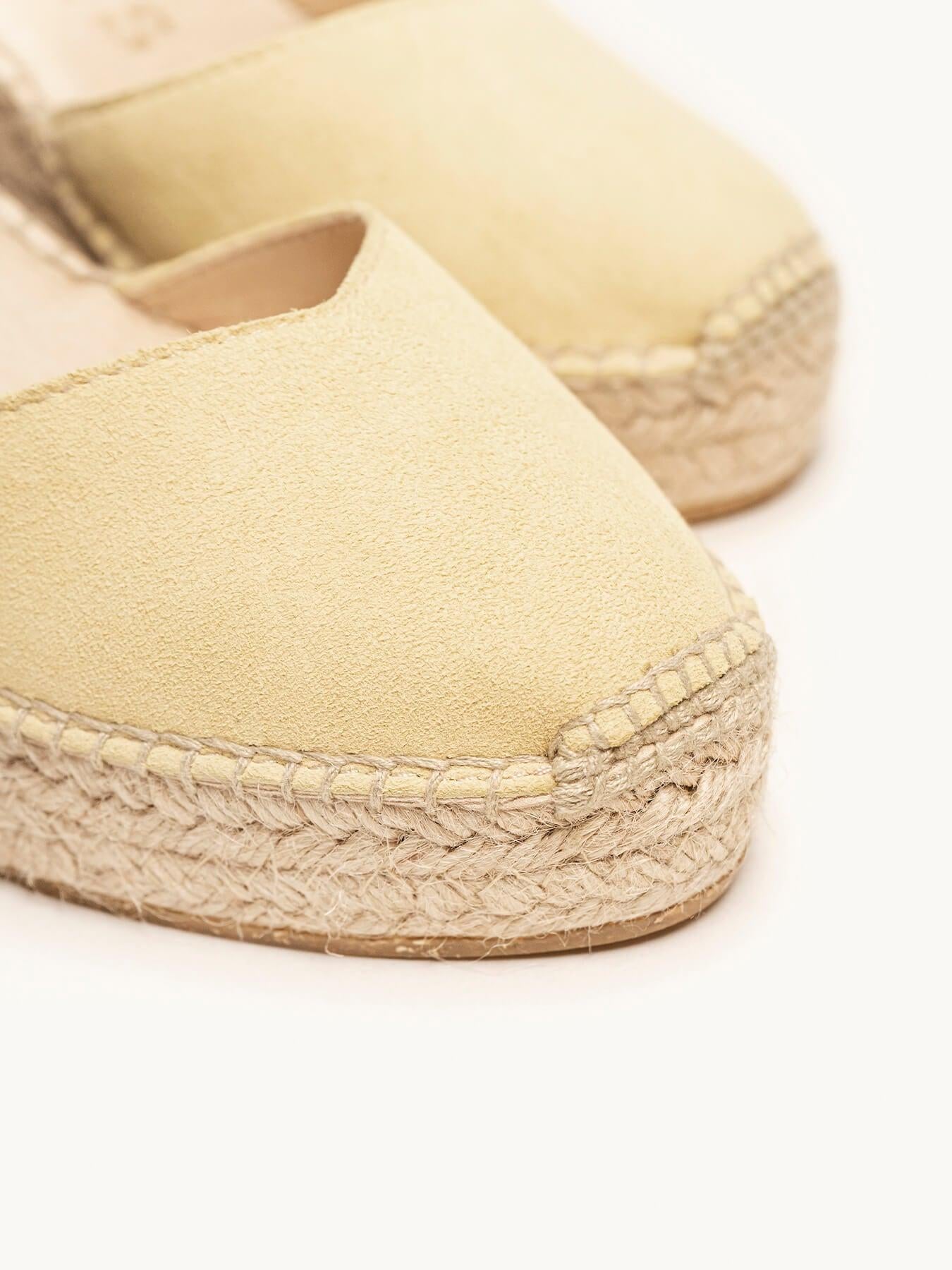 Jara Cuña Media Plataforma Ante Amarillo