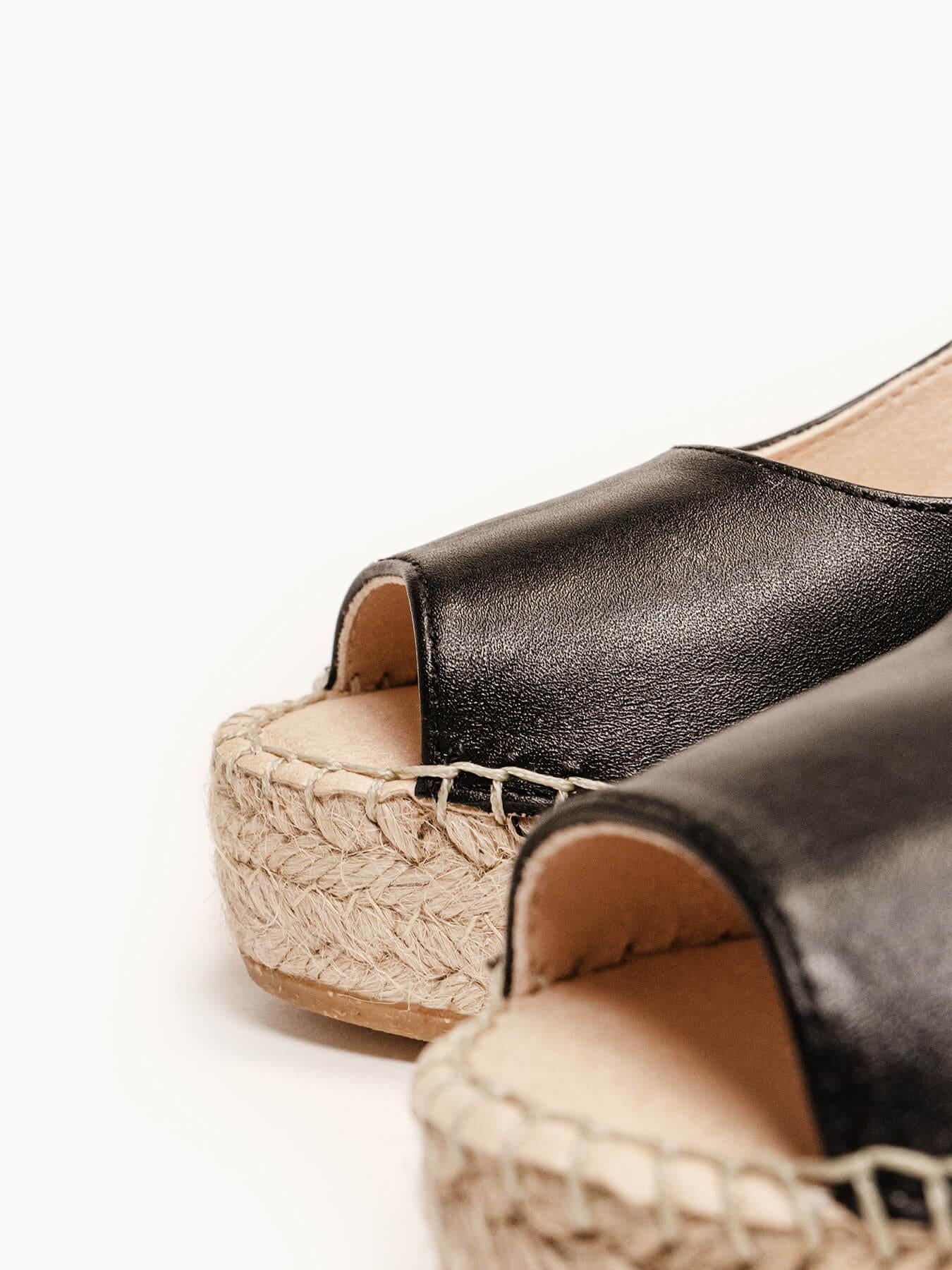 Clavel Cuña Alta Napa Negro