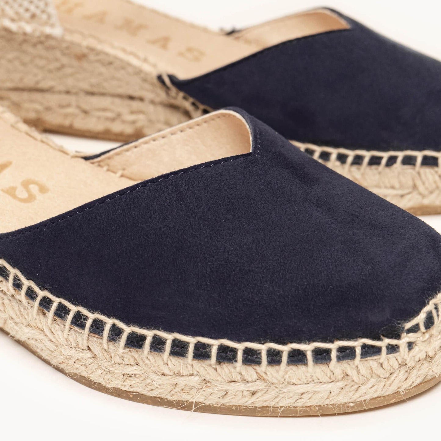 Jara Cuña Baja Ante Azul Marino