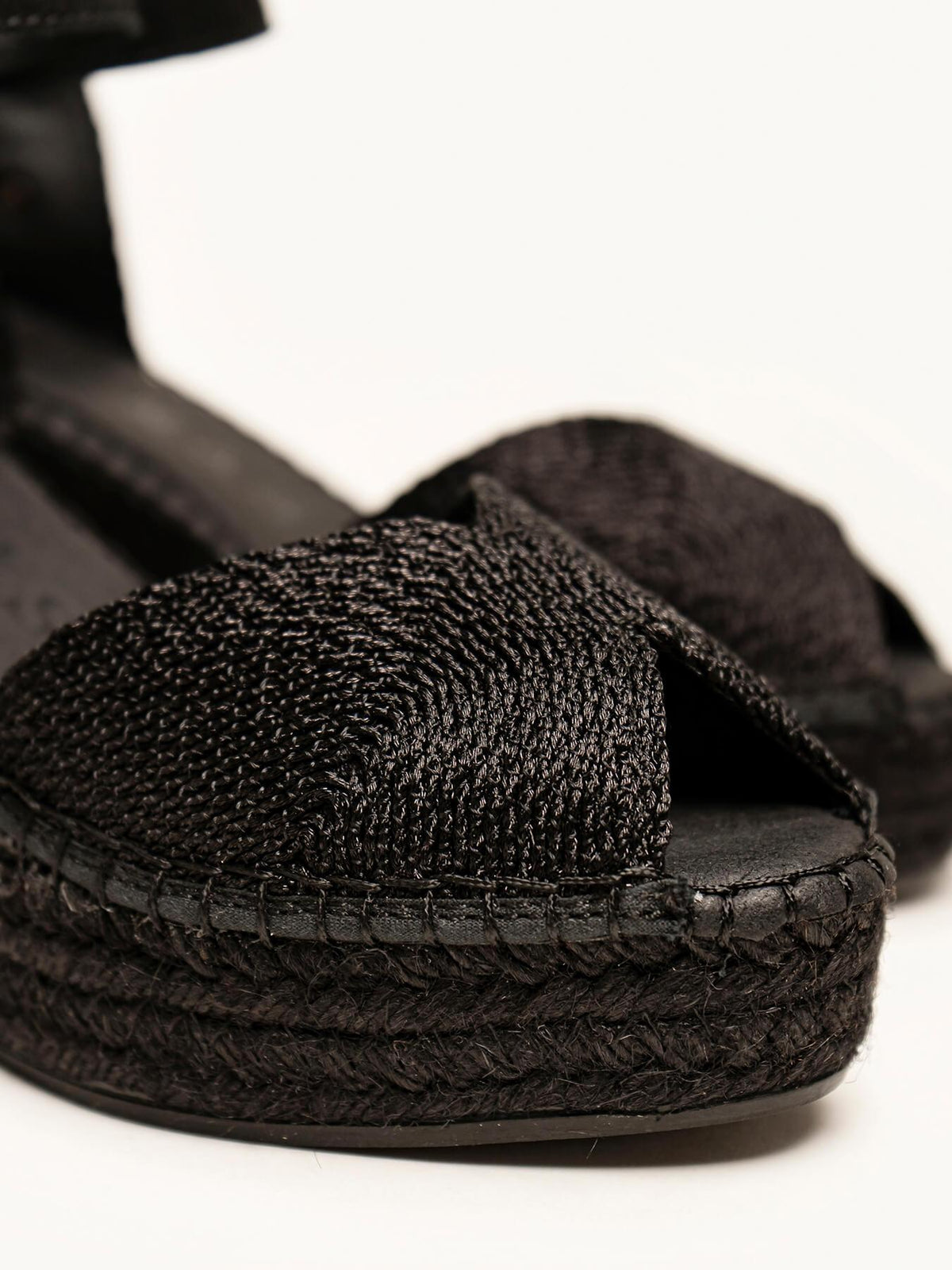 Alelí Cuña 8 cm Cordela Negro