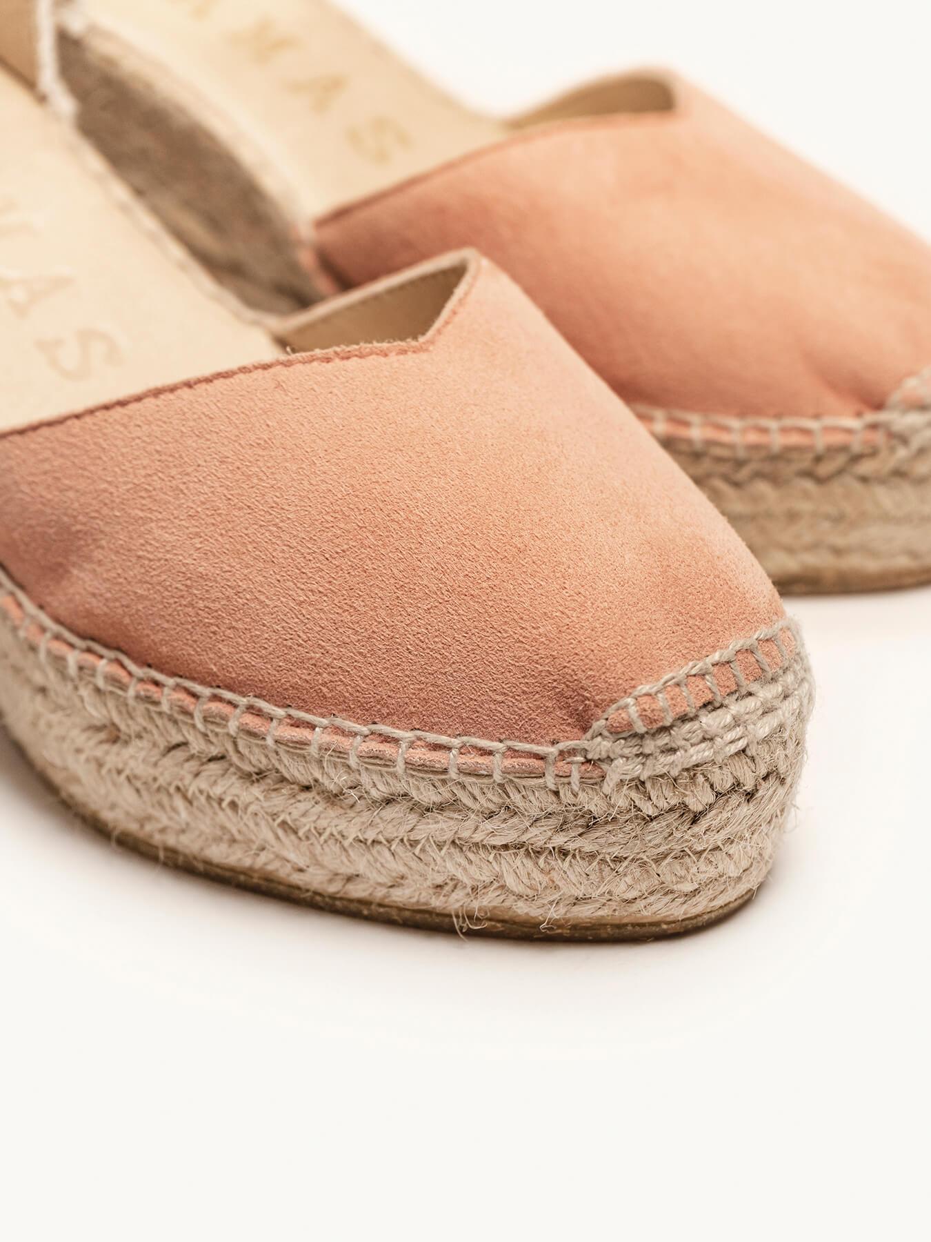 Jara Cuña Media Plataforma Ante Naranja Claro